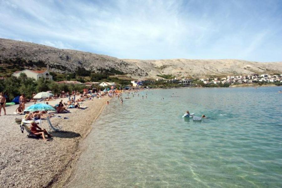 Rooms & Apartments Kaurloto Паг Экстерьер фото
